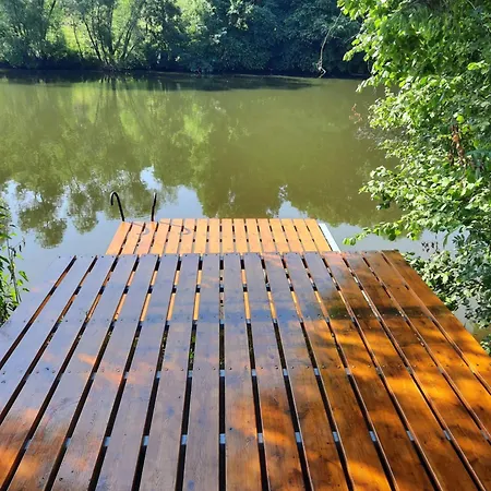 Ferienhaus Na Brehu Labe S Vlastnim Molem