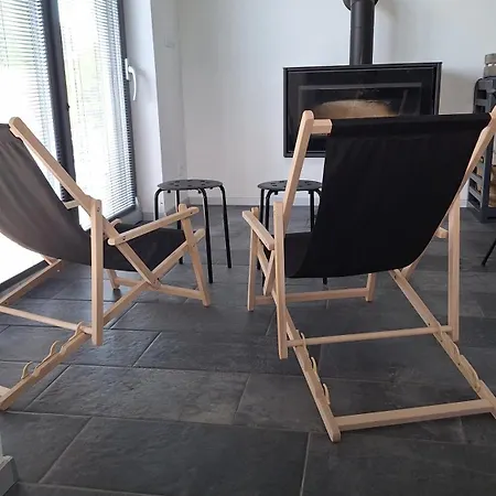 Na Brehu Labe S Vlastnim Molem * Pardubice